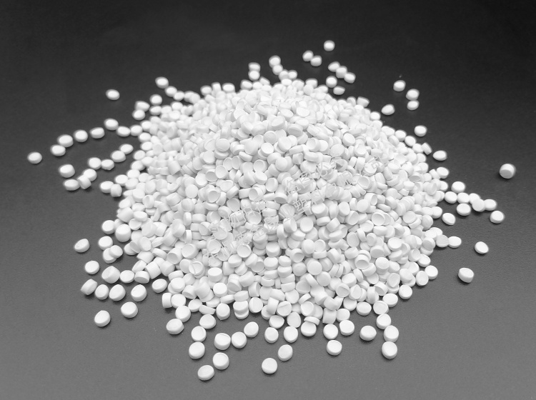 擠出硬質(zhì)PVC顆粒